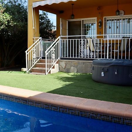 Villa El Hogar De Pepe El Casar de Escalona Exterior foto